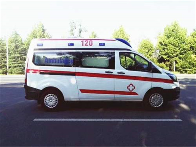 镶黄救护车出租服务案例6
